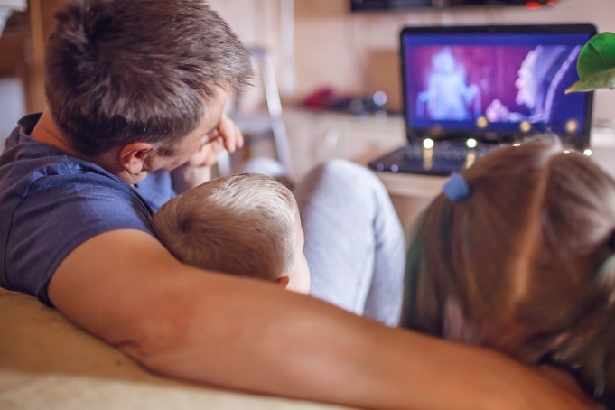 онлайн кинотеатр какой выбрать